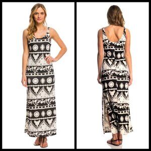 💕LUCY LOVE💕 Keep It Simple Maxi Sleeveless (M)